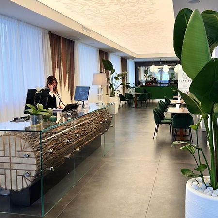 Outside Boutique Hotel Foggia Buitenkant foto