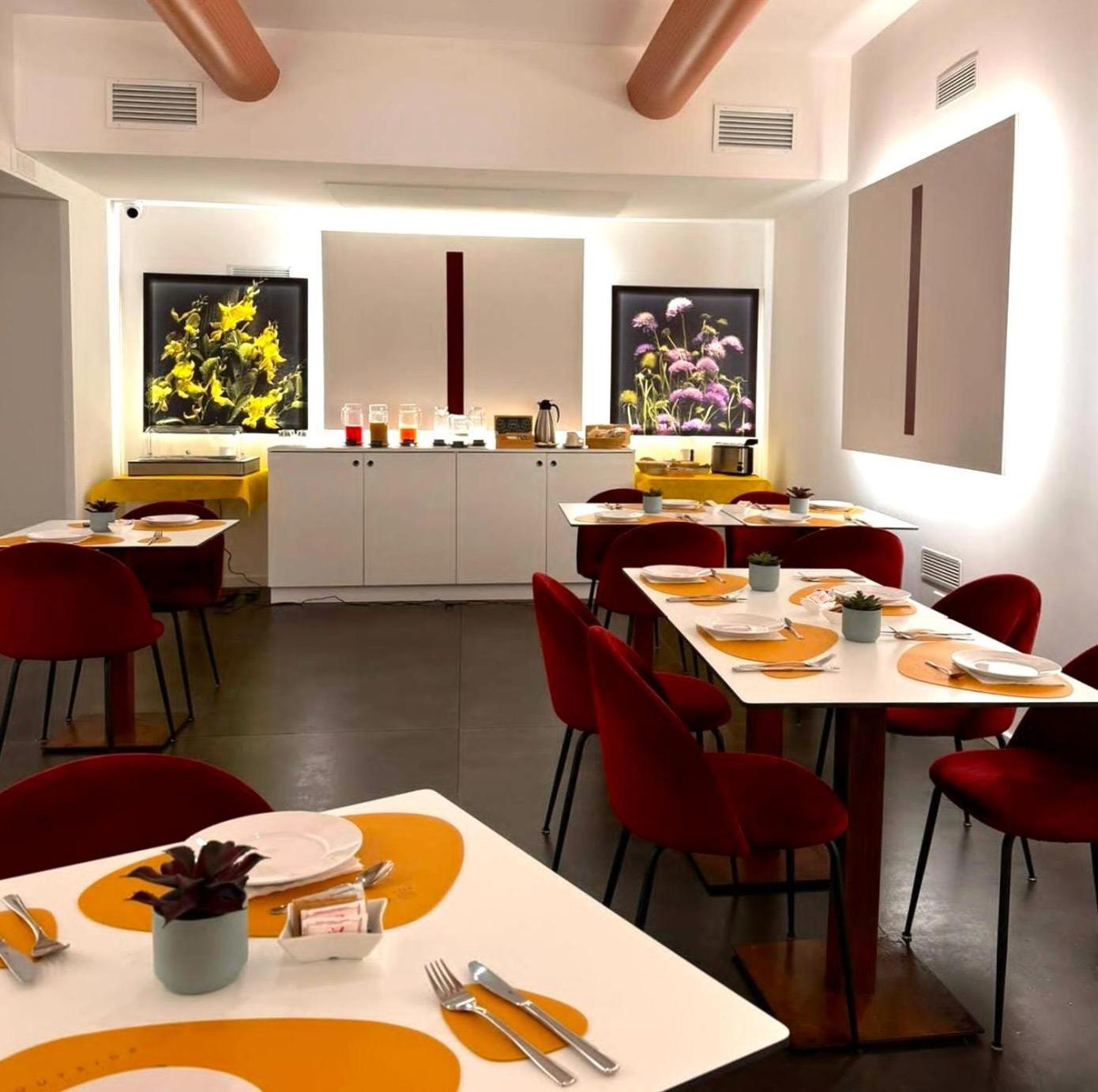 Outside Boutique Hotel Foggia Buitenkant foto